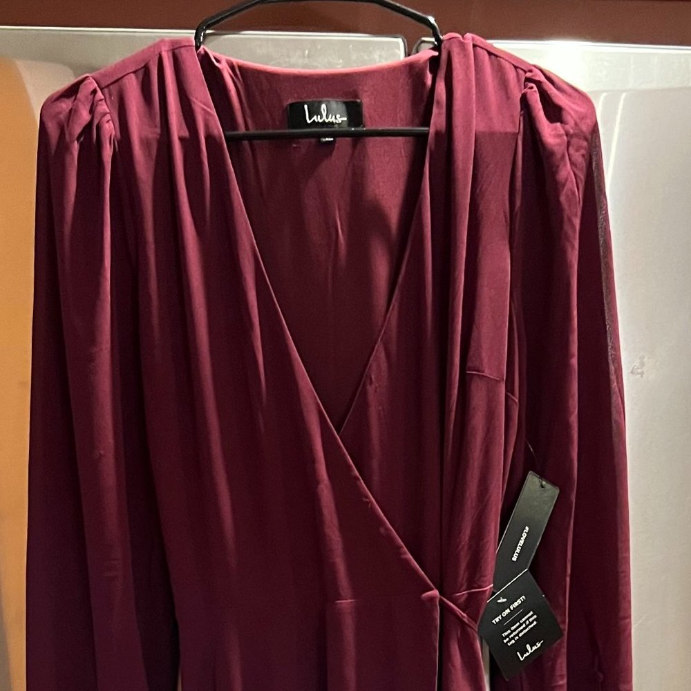 Lulus plum long sleeved maxi dress